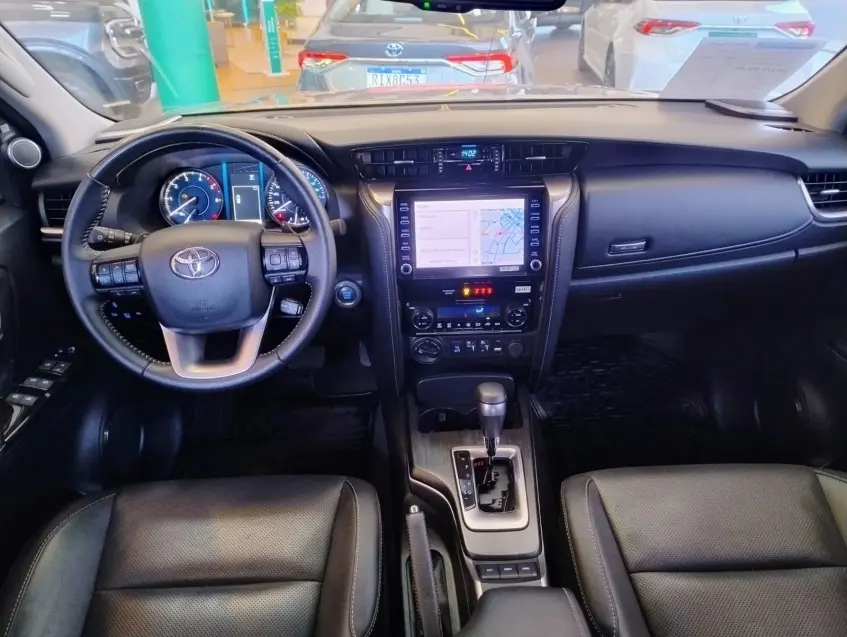 galeria HILUX SW4