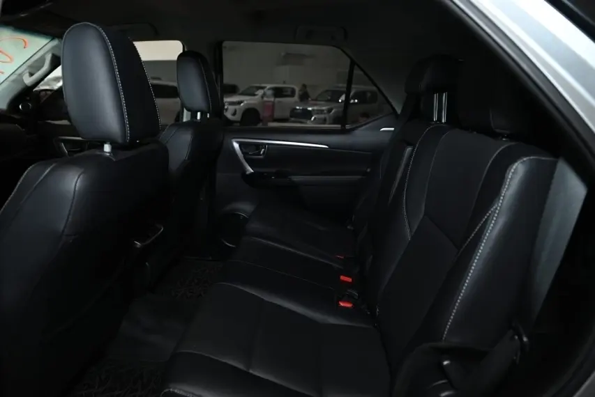 galeria HILUX SW4