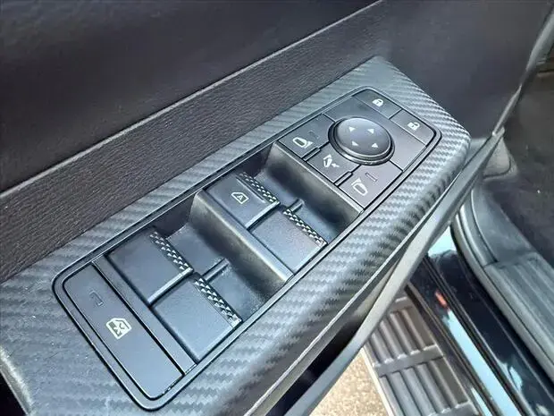 Mitsubishi TRITON 2.4 BITURBO DIESEL CD HPE-S 4X4 AUTOMÁTICO