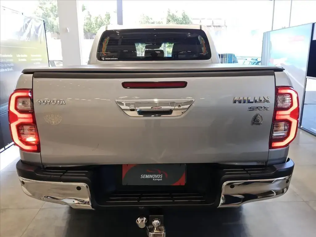 galeria HILUX