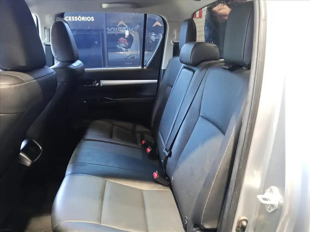 galeria HILUX