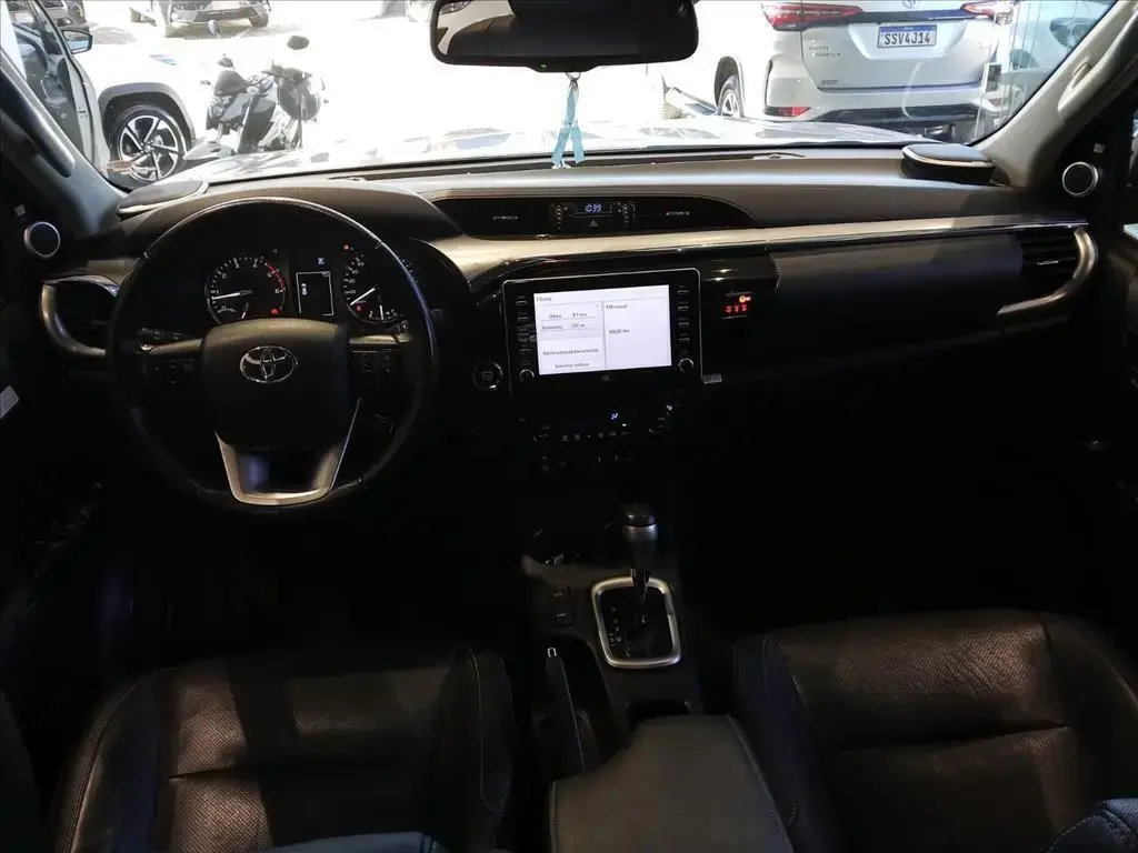 galeria HILUX