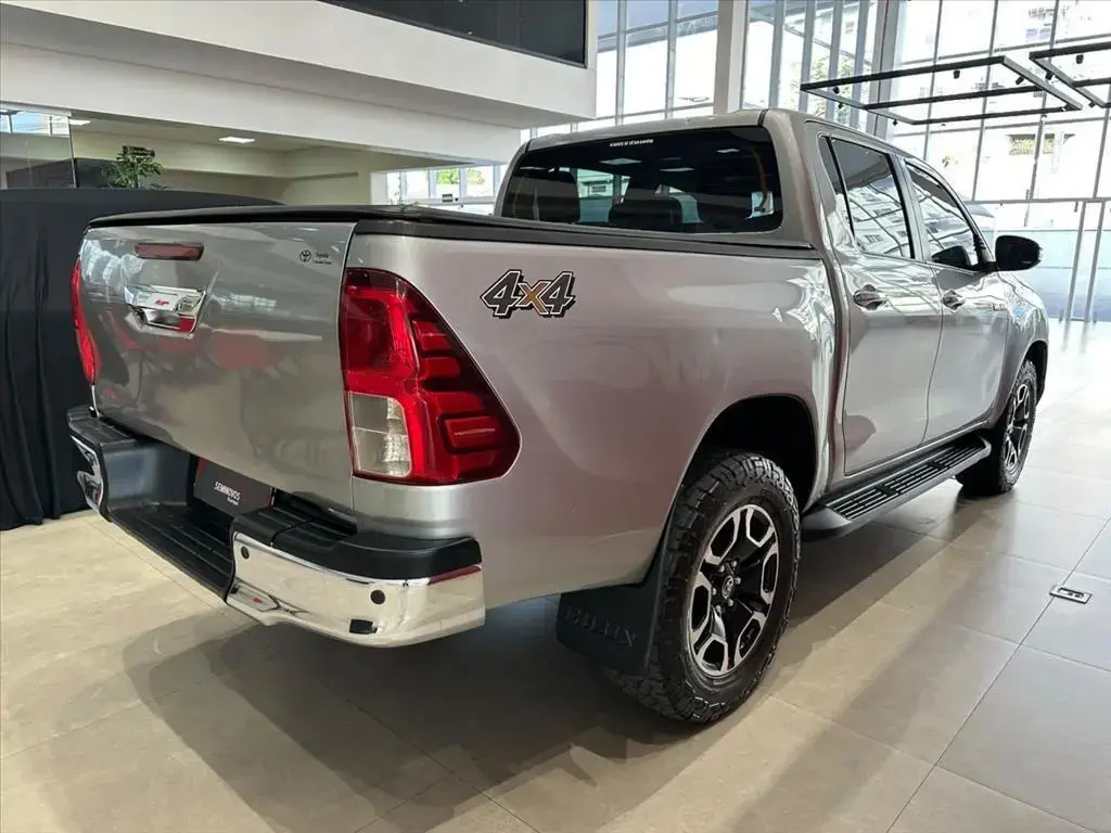 galeria HILUX