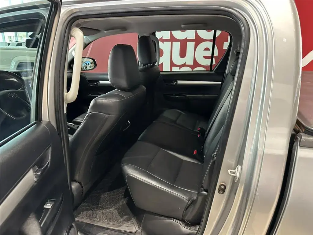 galeria HILUX