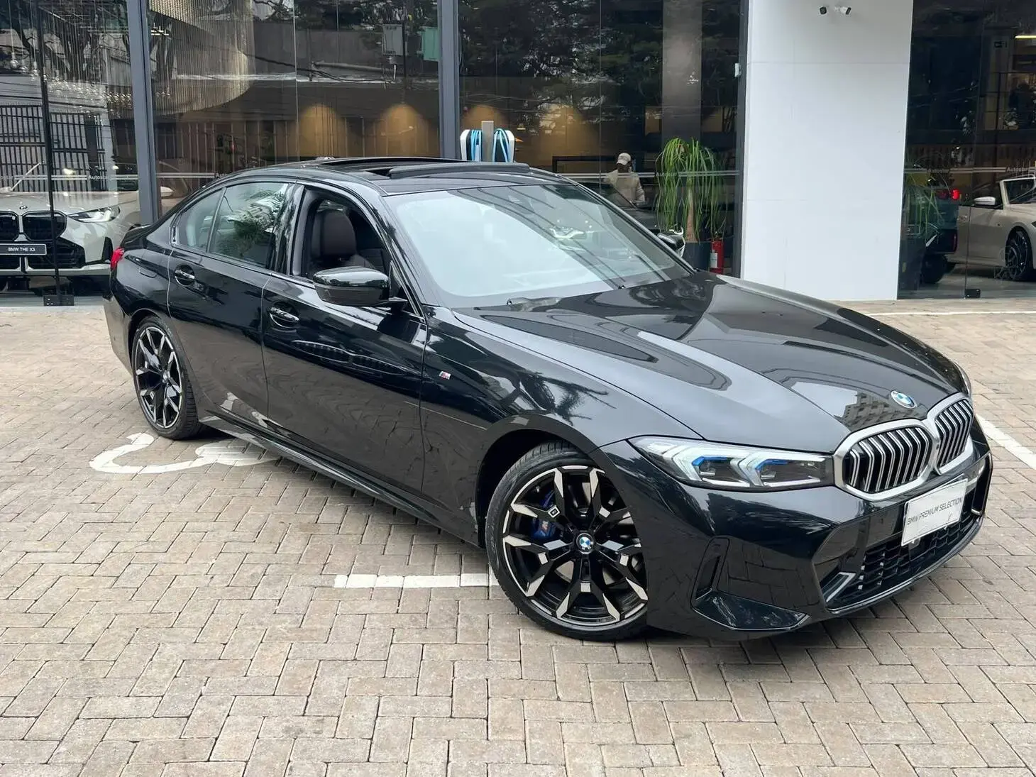 galeria 320i