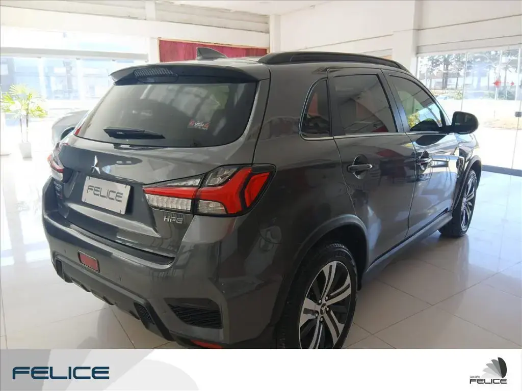 galeria OUTLANDER SPORT