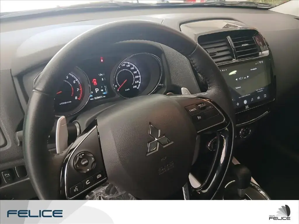 galeria OUTLANDER SPORT