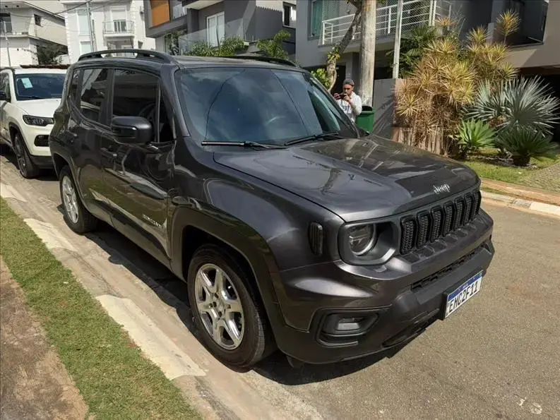 galeria RENEGADE