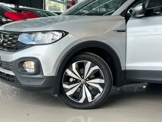 Volkswagen T-CROSS 1.0 200 TSI TOTAL FLEX COMFORTLINE AUTOMÁTICO