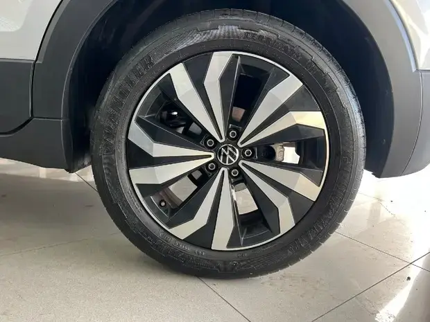 Volkswagen T-CROSS 1.0 200 TSI TOTAL FLEX COMFORTLINE AUTOMÁTICO