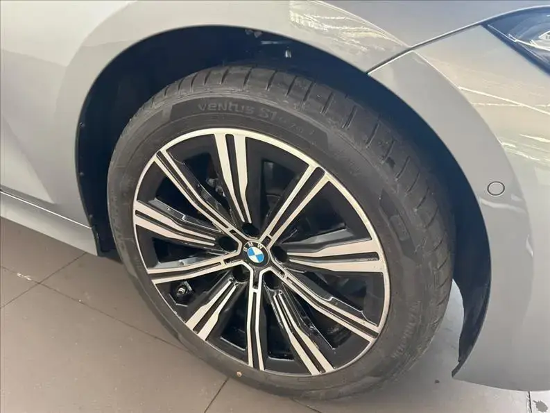 galeria 320I
