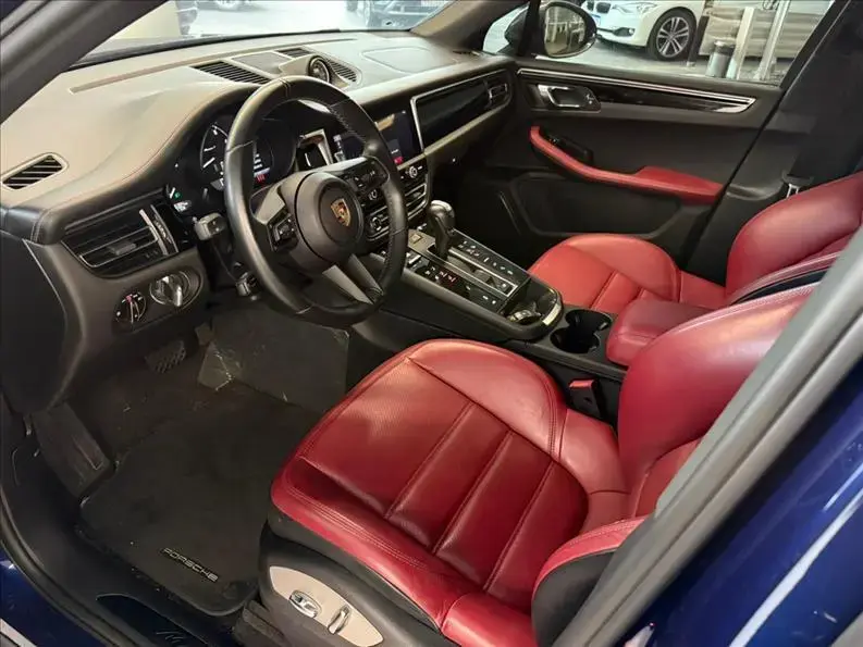 galeria MACAN