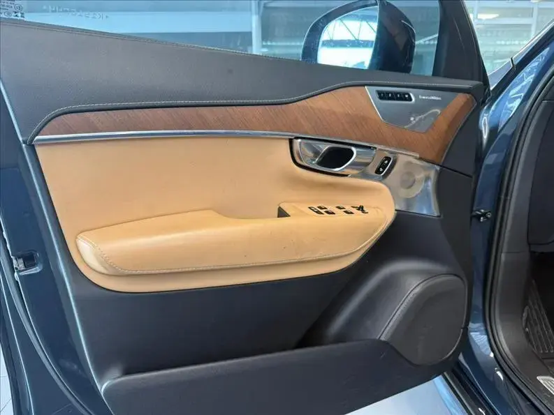 galeria XC90