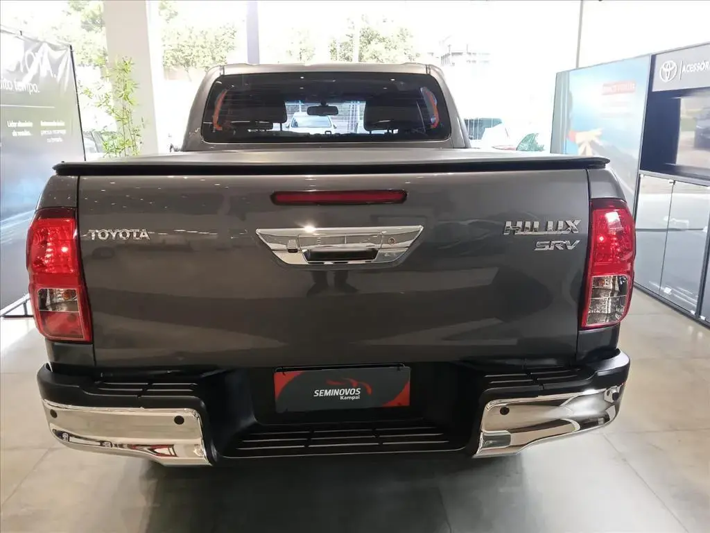 galeria HILUX