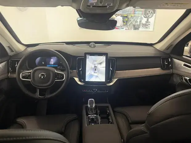 Volvo XC90 Ultra Dark PHEV