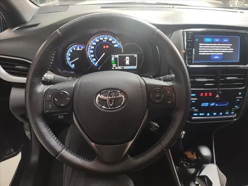 galeria YARIS