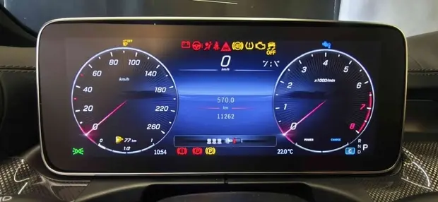 Mercedes Benz C 300 2.0 EQ BOOST HÍBRIDO AMG LINE 9G-TRONIC