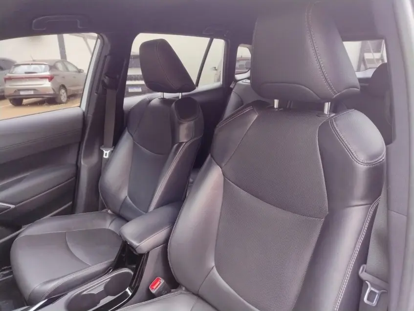 galeria COROLLA CROSS