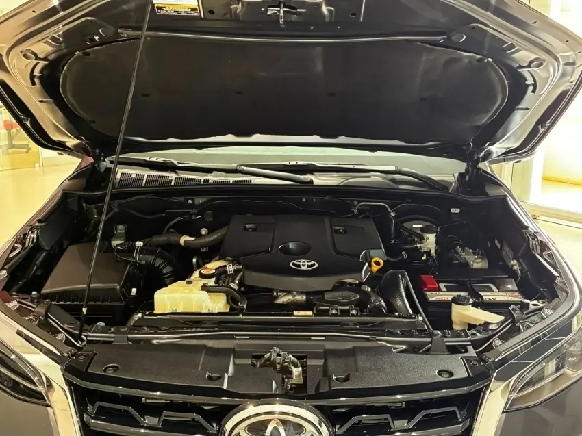 galeria HILUX SW4