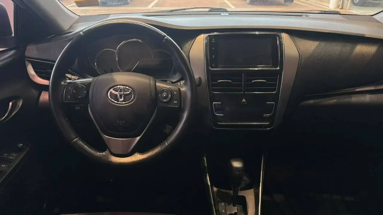 galeria YARIS