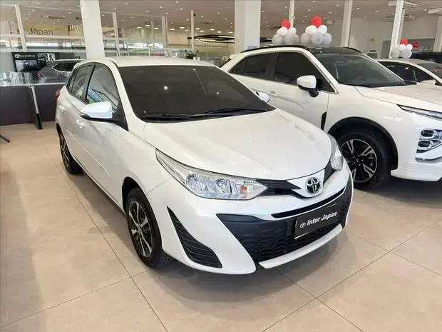 Toyota YARIS 1.3 16V FLEX XL LIVE MULTIDRIVE