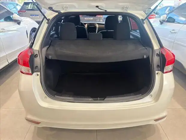 Toyota YARIS 1.3 16V FLEX XL LIVE MULTIDRIVE