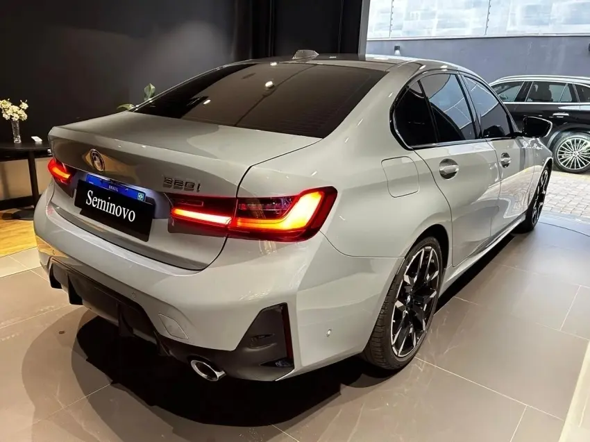 galeria 320i
