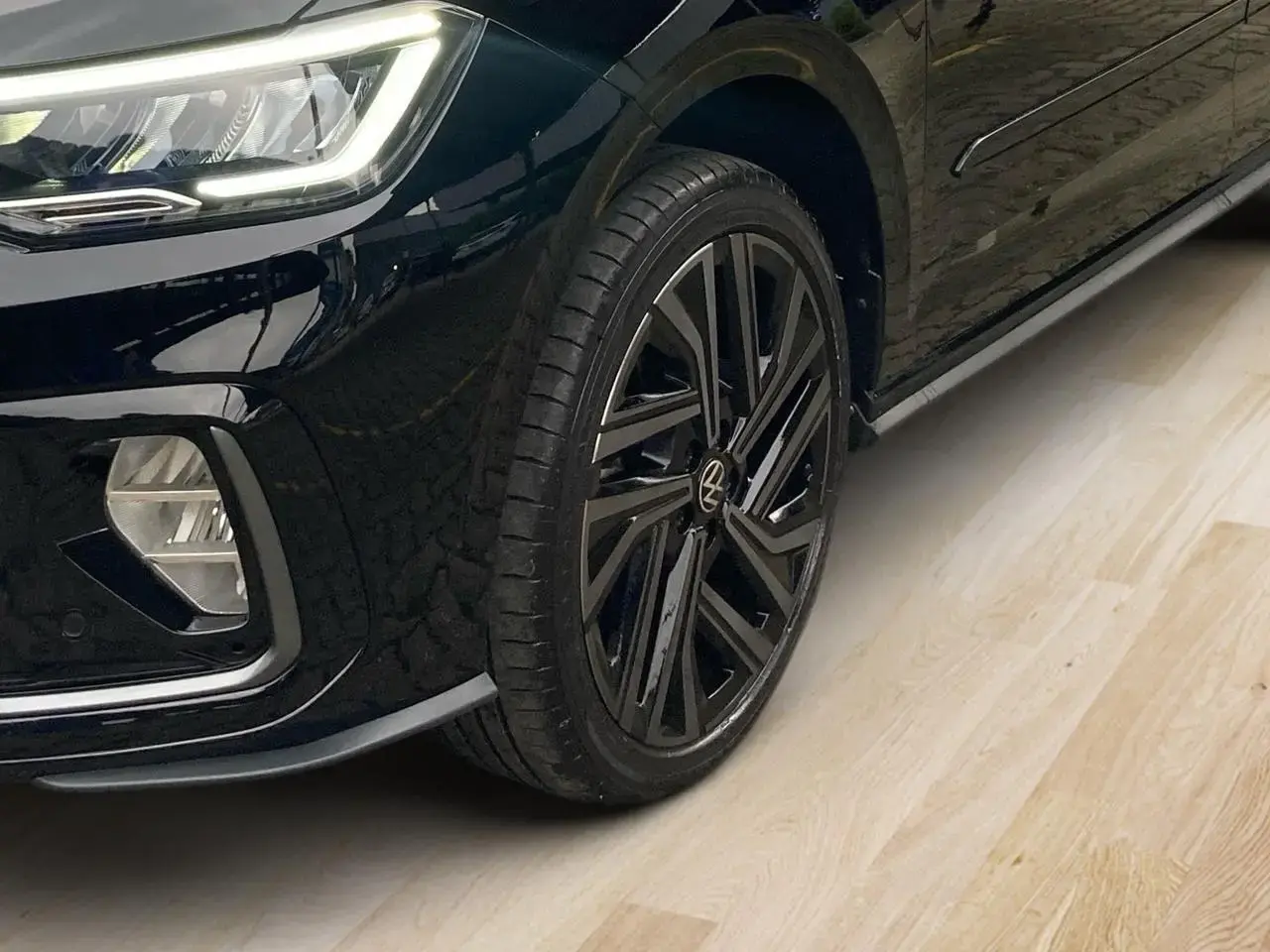 galeria VIRTUS Exclusive 250TSI 1.4 Flex 16V Aut