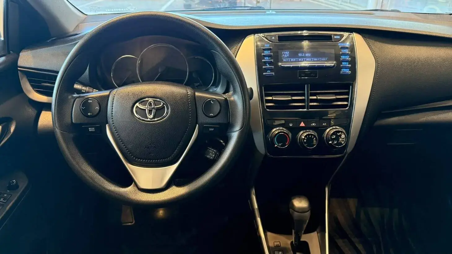 galeria YARIS