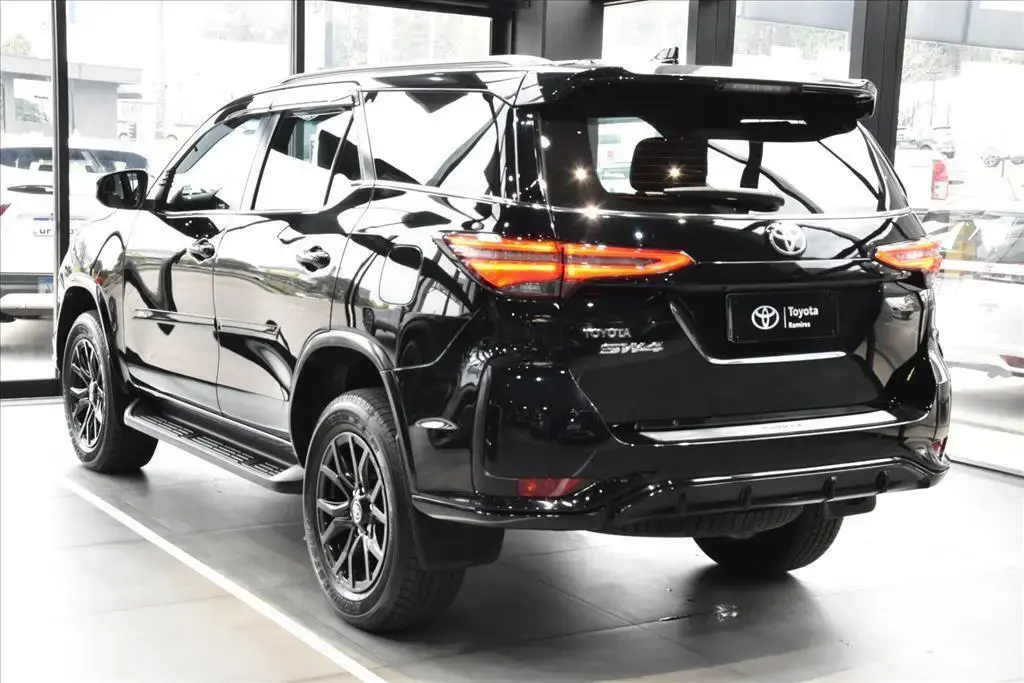 galeria HILUX SW4