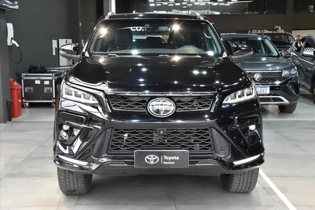 galeria HILUX SW4