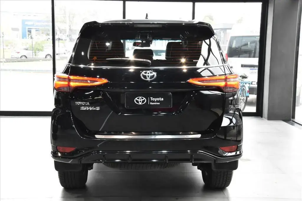 galeria HILUX SW4