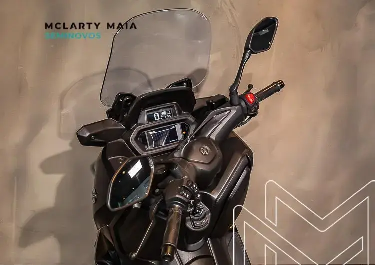 galeria XMAX 250 CONNECTED