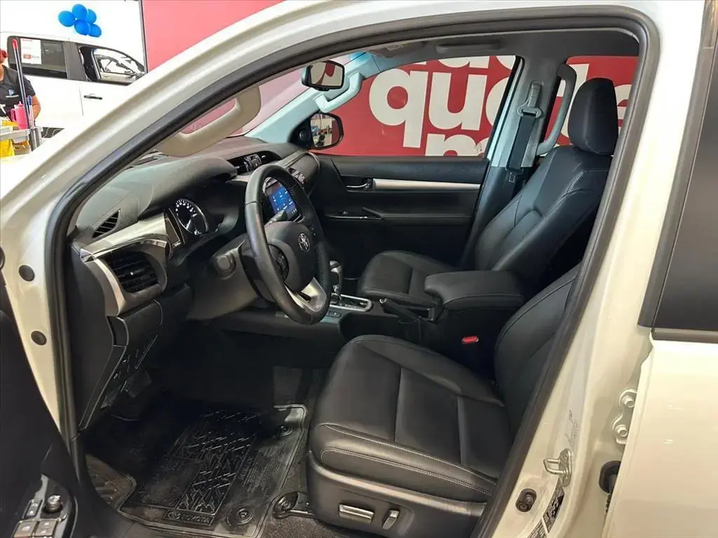 galeria HILUX
