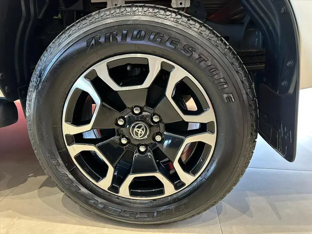 galeria HILUX