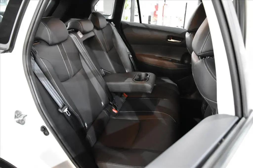 galeria COROLLA CROSS