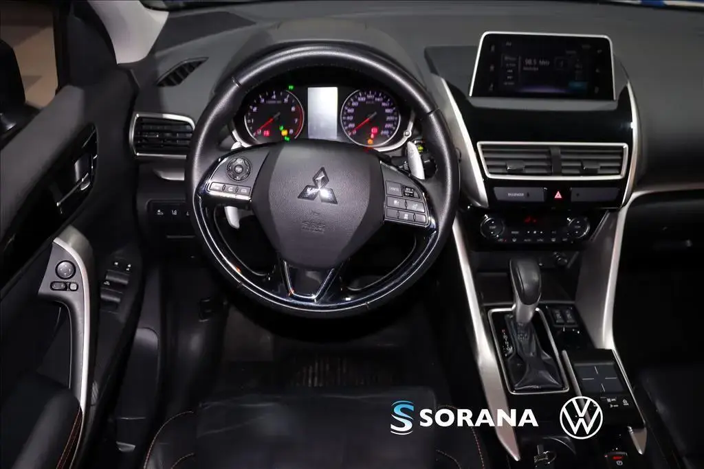 galeria ECLIPSE CROSS