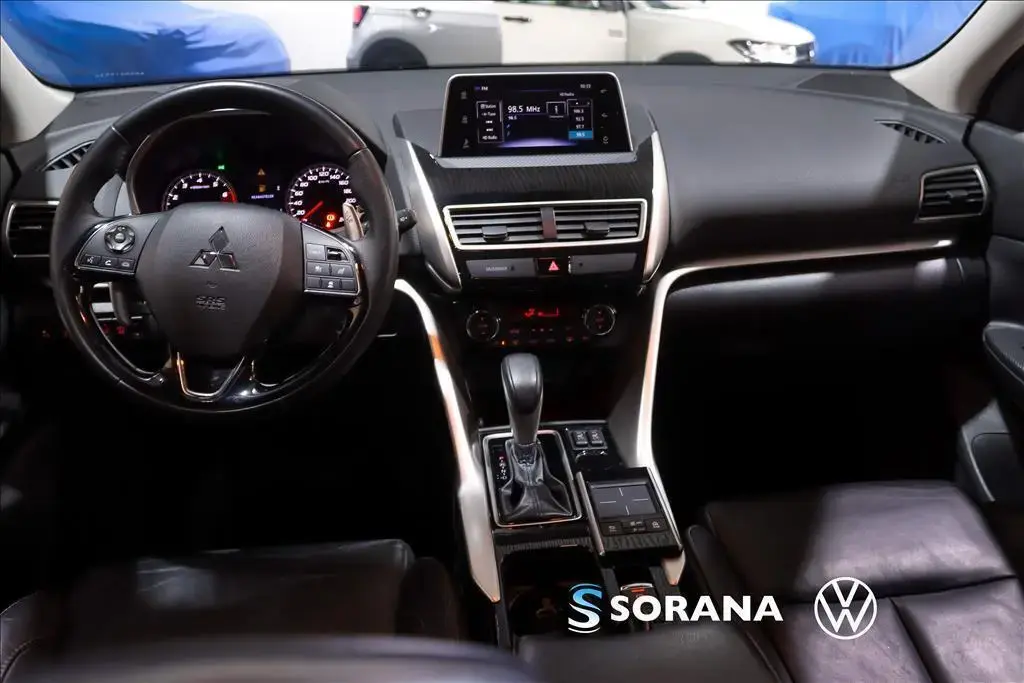 galeria ECLIPSE CROSS