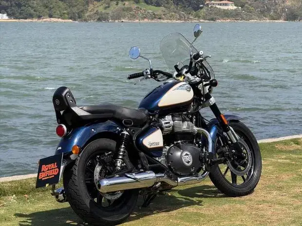 Royal Enfield METEOR 350 SUPERNOVA