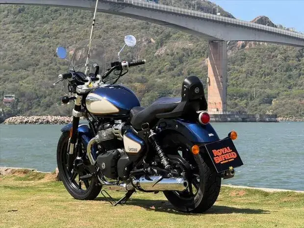Royal Enfield METEOR 350 SUPERNOVA