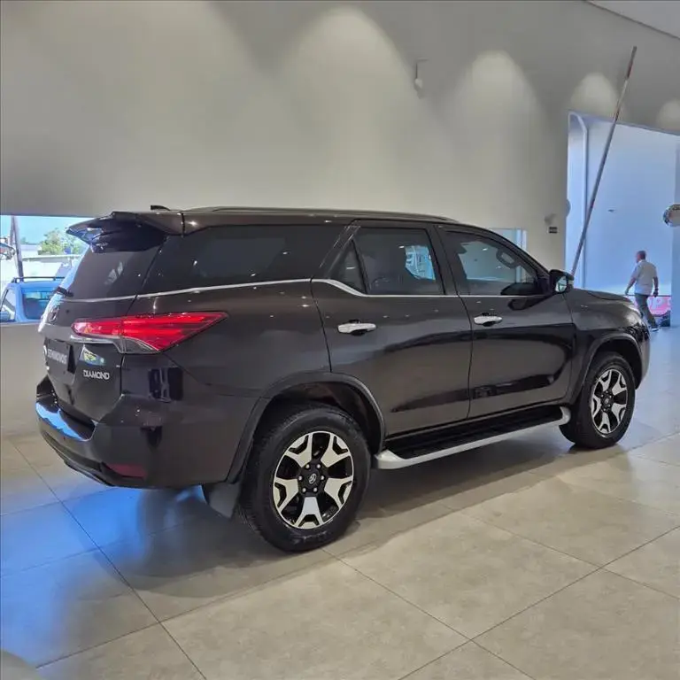 galeria HILUX SW4