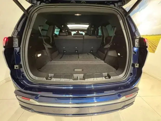 Jeep Commander Overland 2.0 Hurricane