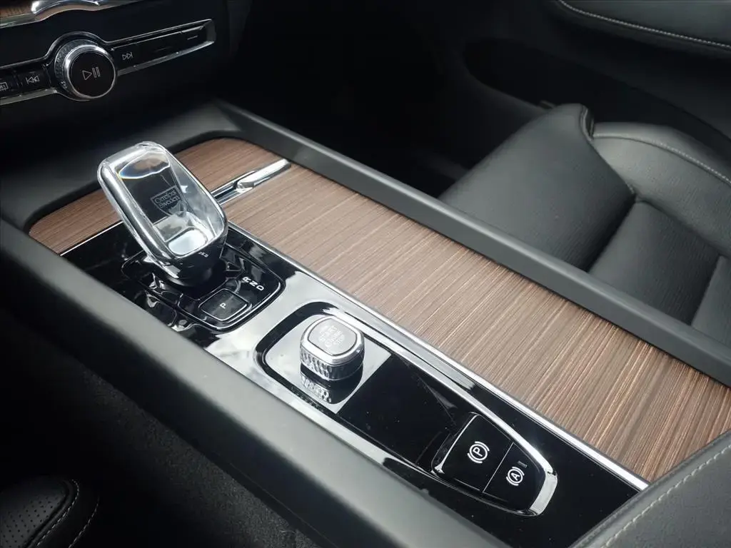 galeria XC60