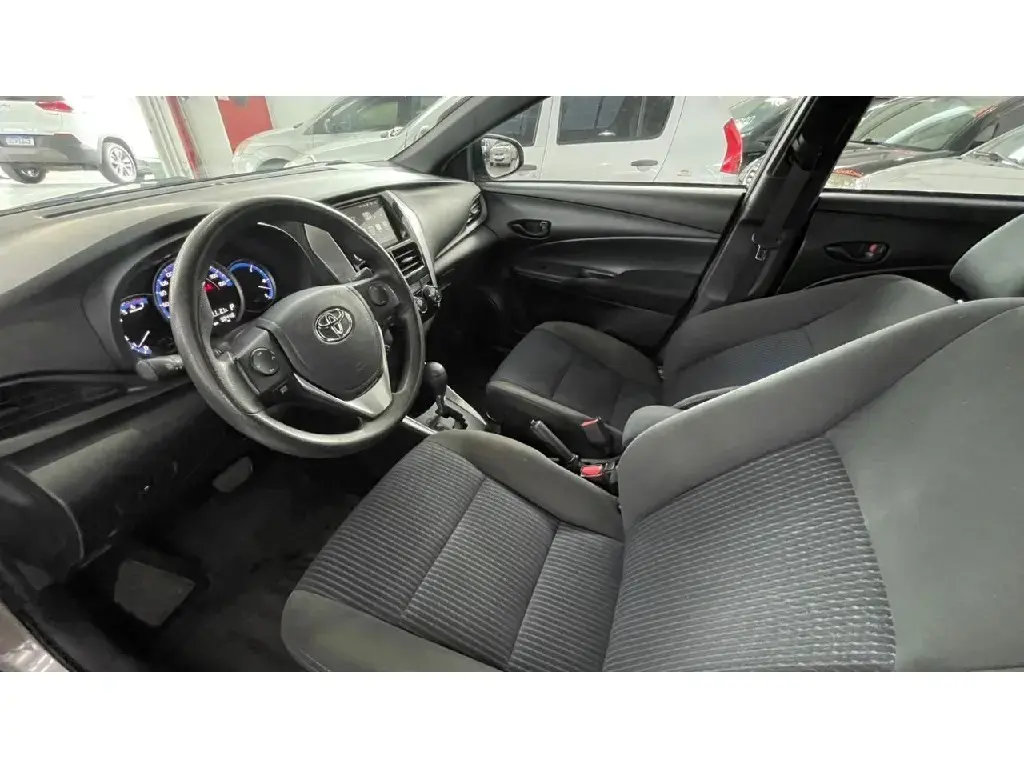 galeria YARIS