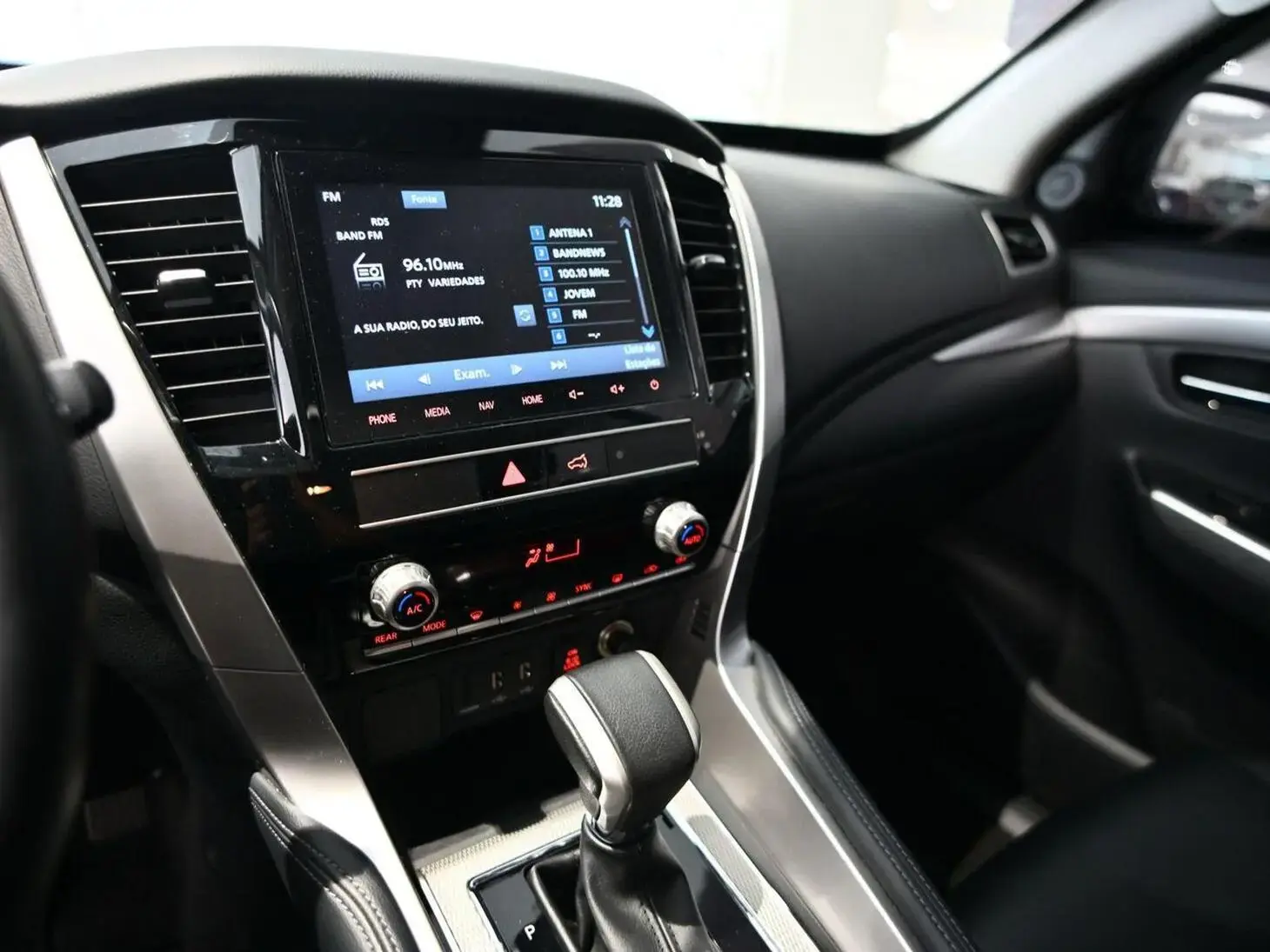 galeria Pajero Sport