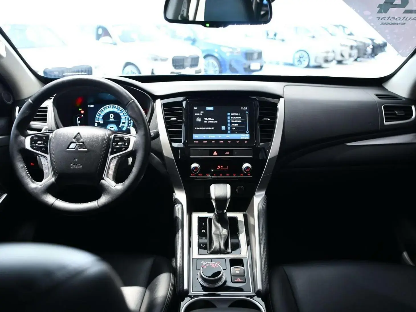 galeria Pajero Sport