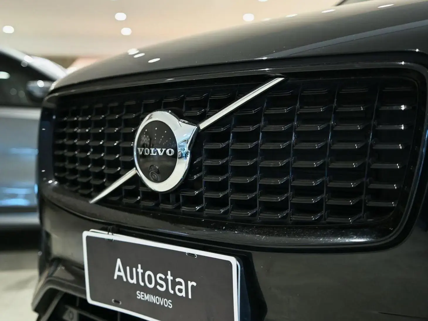 galeria XC90 R-Design