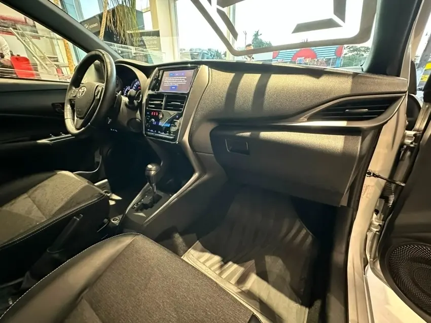 galeria YARIS