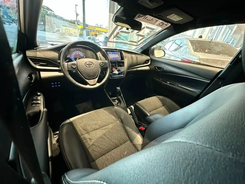 galeria YARIS