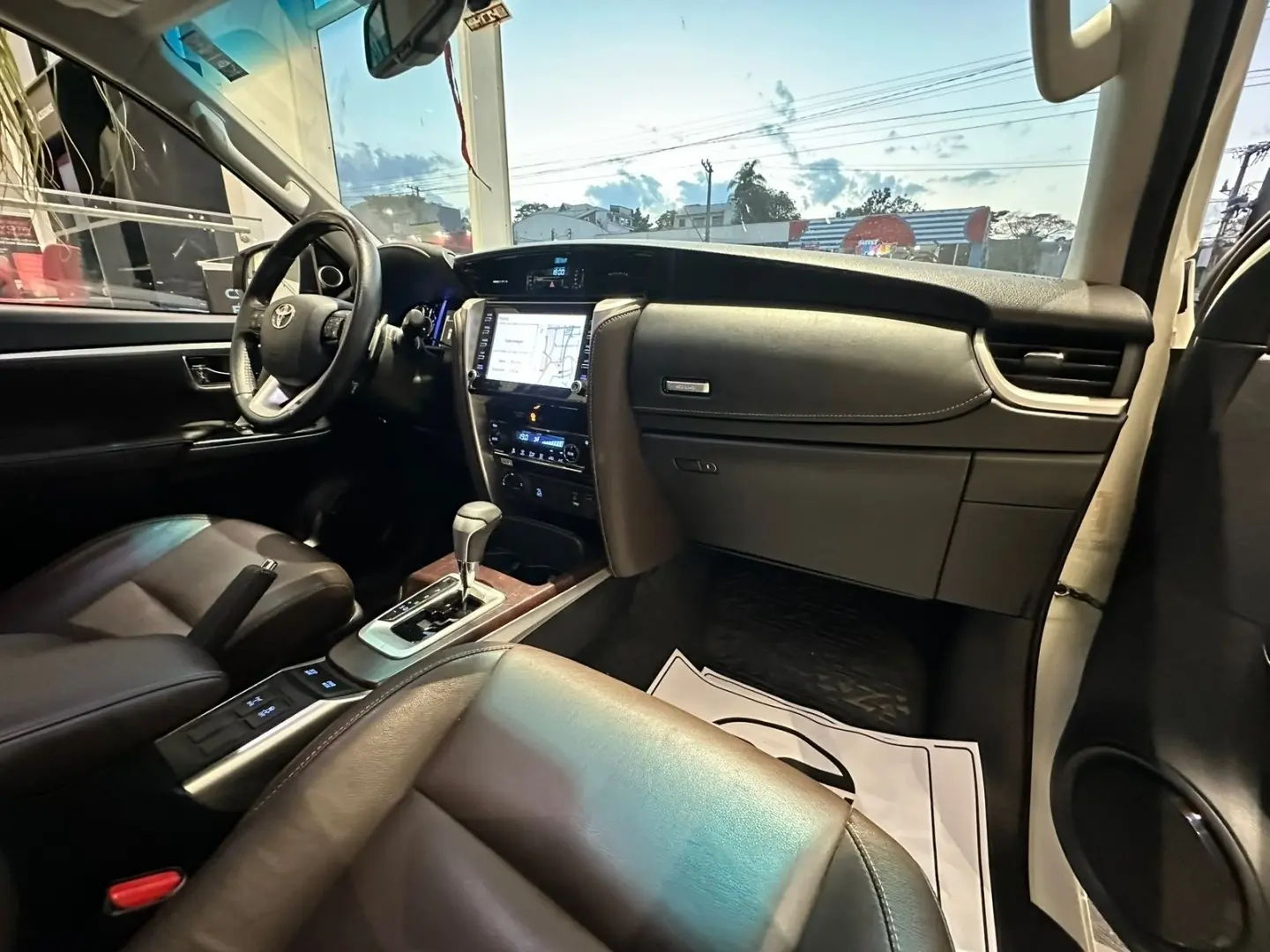 galeria HILUX SW4